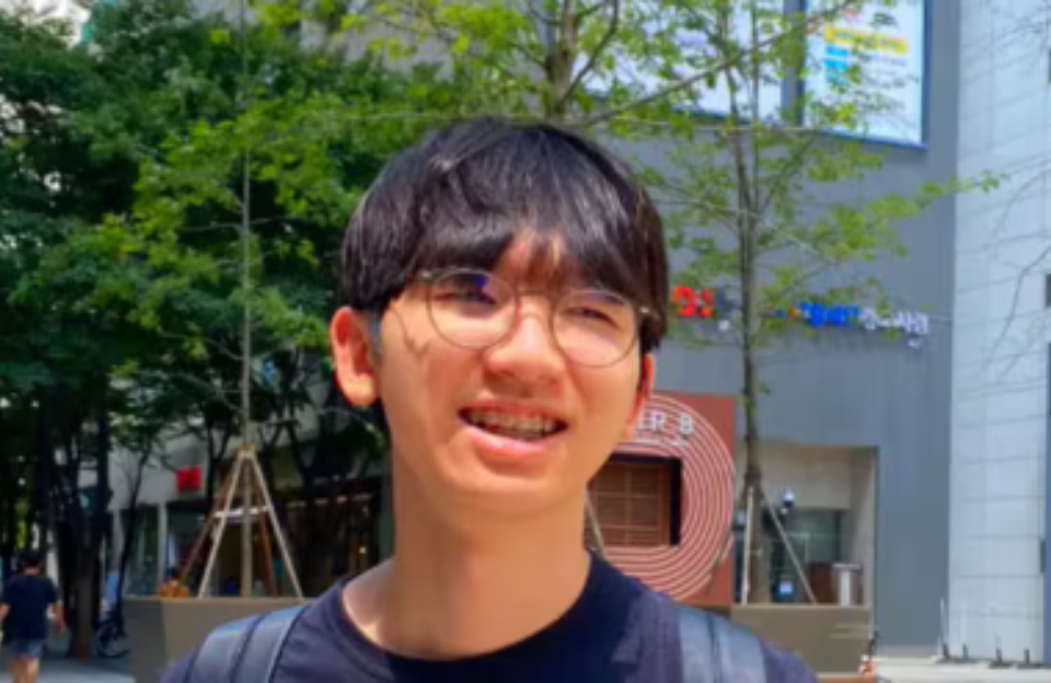 You said: AS an SEO expert, write an amazing SEO rich Blog using the link provided below. more like to turn it into a success story. make it well polished with SEO optimized and Plagiarism free, Also, suggest to me an SEO title under 60 characters and an SEO meta description under 160 characters, also a keyword for it. also, make the keyword to appear at the title, meta description, beginning of the content and also at some part of the entire content. i want the first paragraph to capture the attention of the readers so that it can be easy to caption in google search. so you need to be careful to write a human-nature text. https://africa.businessinsider.com/careers/im-18-and-founded-an-ai-startup-i-have-to-wake-up-at-3-am-to-work-on-it-before-school/h9e788d ChatGPT said: Here’s your SEO-optimized success story blog based on the Business Insider article you shared 👇 🔥 SEO Title (under 60 characters): AI Startup Success Story: 18-Year-Old Builds Reteena